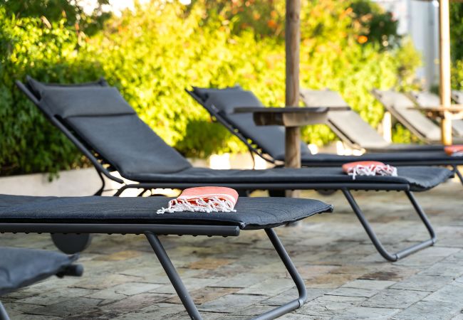 Zimmeranmietung in Salema - 02 - Romantik Villa - Praia das Furnas Zimmeranmietung in Salema - 02 - Romantik Villa - Praia das Furnas