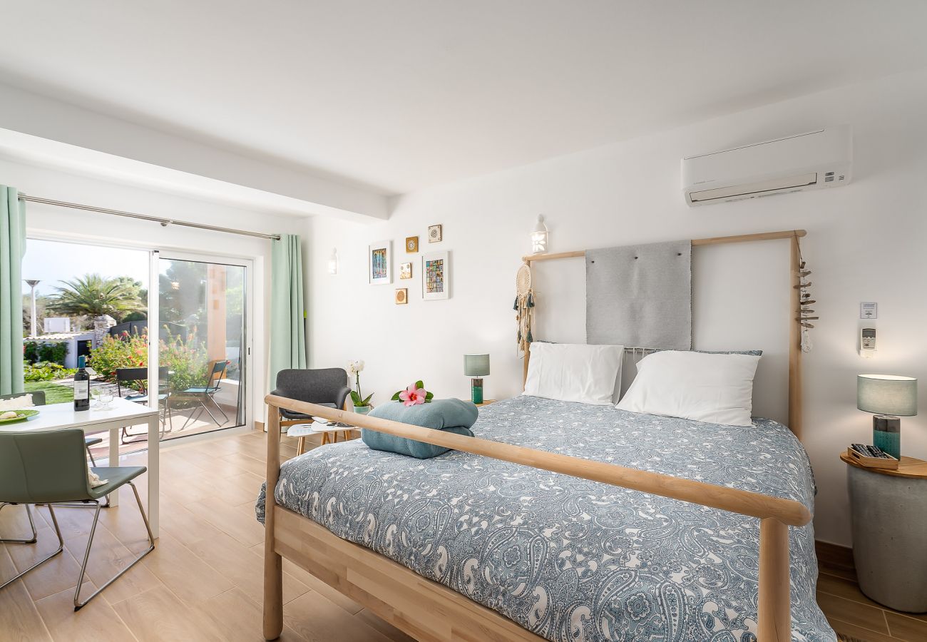 Chambres d'hôtes à Salema - 01- Romantik Villa - Praia do Castelejo Chambres d'hôtes à Salema - 01- Romantik Villa - Praia do Castelejo