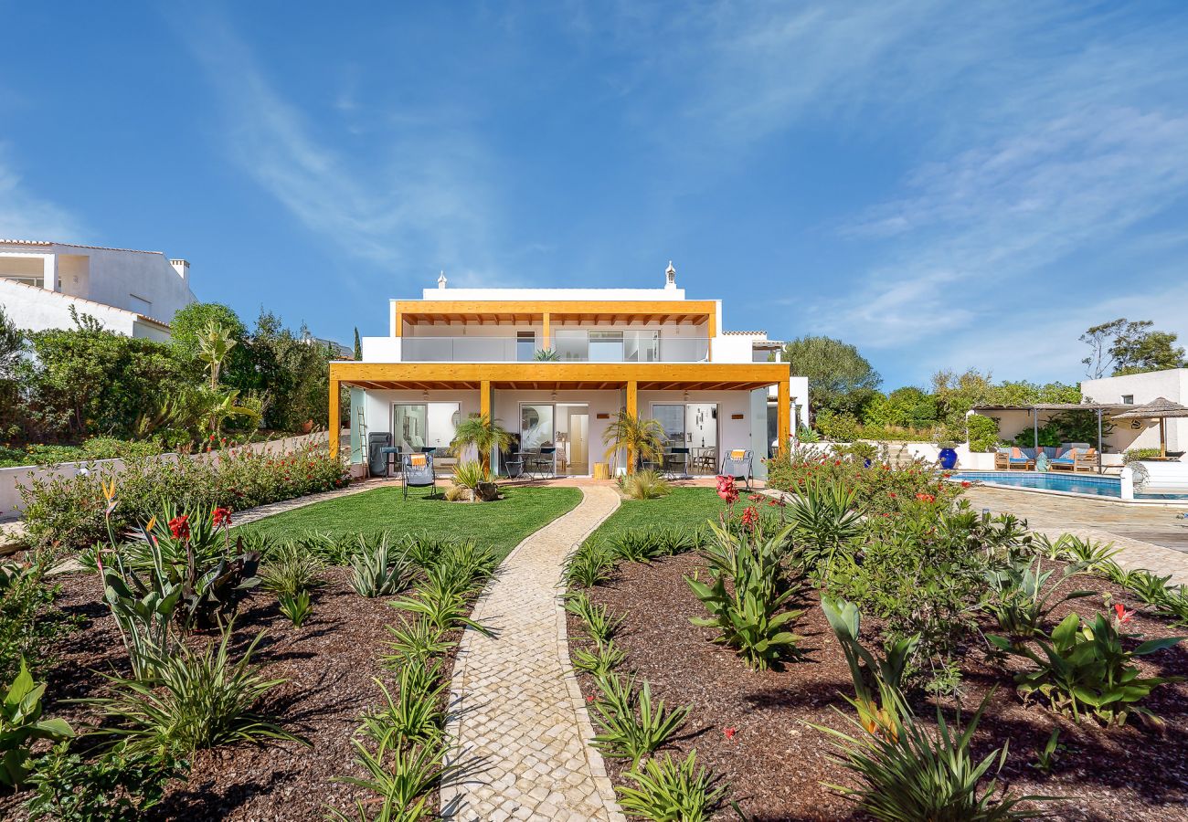 Chambres d'hôtes à Salema - 01- Romantik Villa - Praia do Castelejo Chambres d'hôtes à Salema - 01- Romantik Villa - Praia do Castelejo