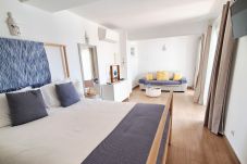 Rent by room in Salema - 04 - Romantik Villa - Praia da Figueira